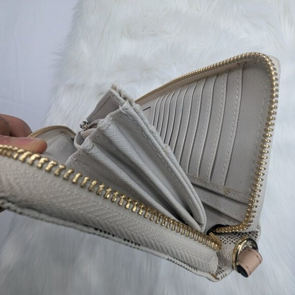 Michael Kors Jet Set Travel Continental Zip Around Wallet - Picture 13 of 14